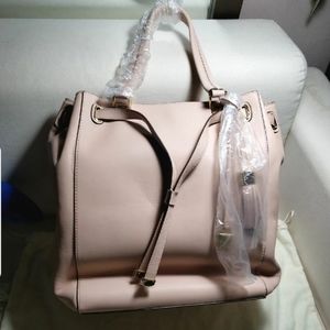 G.I.L.I Carry All Purse